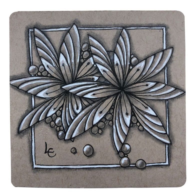Renaissance style tile, drawn by Lisa Crow CZT, displayed on the What Is Zentangle? page of the Wee Crafty Crow website,
