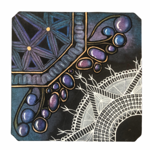 Glow on Black tangle, taught by Zen Linea and drawn by Lisa Crow CZT. Featured tangles include Fassett, Mooka and Tipple. The tile features a lace-like tangle drawn in white in one corner. Other colours used include blue, purple and gold. The tangle is a gold colour. Displayed on the Lessons page of the Wee Crafty Crow website.